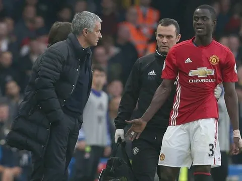 Eric Bailly mang tin vui cho Man Utd