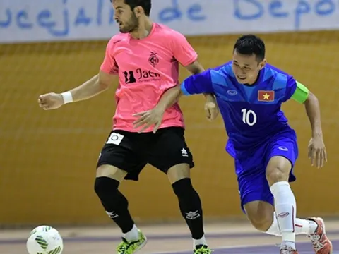 ĐT Futsal Việt Nam thua đậm trước khi rời Tây Ban Nha