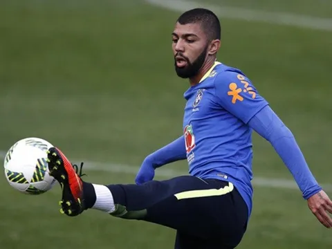 Barca lại 'muối mặt' vì mua tiền đạo