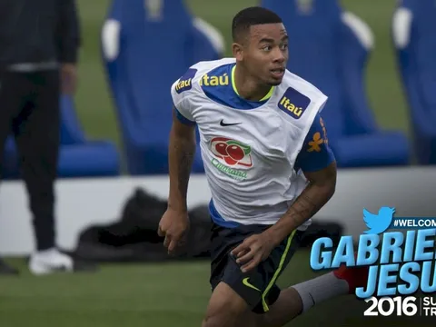 Cuộc điện thoại khiến Gabriel Jesus quay lưng với Barca