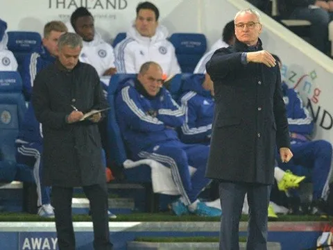 Gạt bỏ hận thù, Ranieri khiến Mourinho "nở mũi"