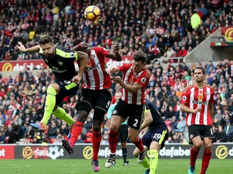 Giroud tạo khác biệt, Arsenal hủy diệt Sunderland