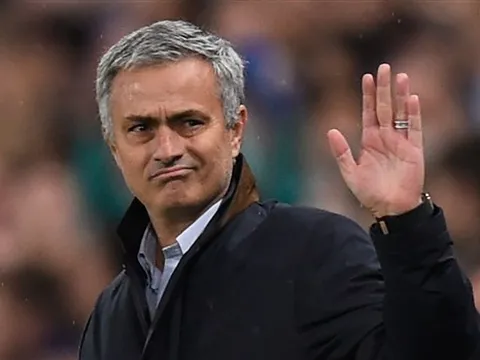 Góc Man Utd: Đã đến lúc đá thật?