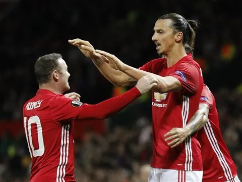 Góc Man Utd: Một vở kịch lấy lòng tồi tại Old Trafford