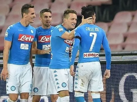 Góc Napoli: Đời thay đổi khi ta thay đổi