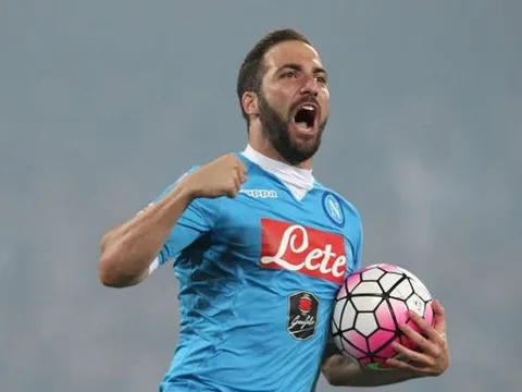 Tại sao Juventus lại chi 90 triệu euro để mua Gonzalo Higuain?