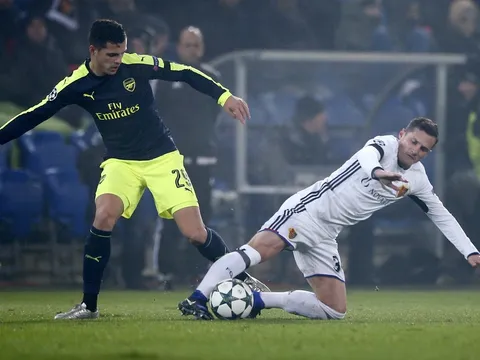 Granit Xhaka chói sáng trong trận Basel