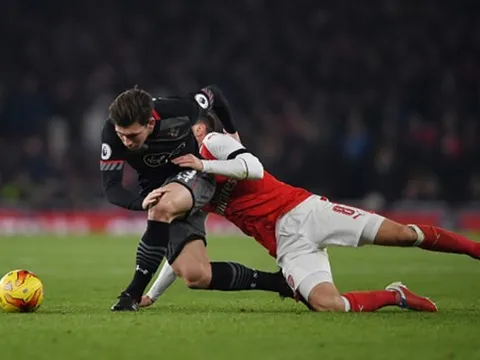 Granit Xhaka chơi thế nào trước Southampton?