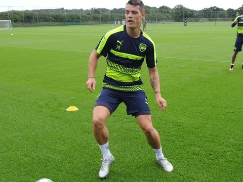 Granit Xhaka, con tính khó hiểu của Wenger