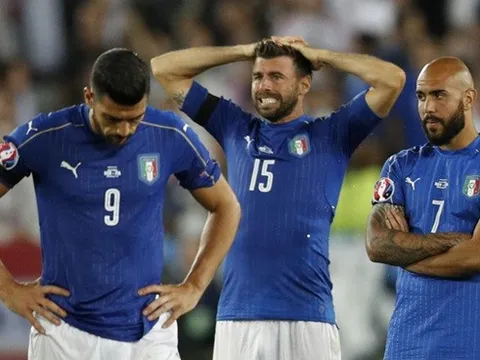 Gục ngã trước người Đức, Italia lập kỉ lục đáng quên