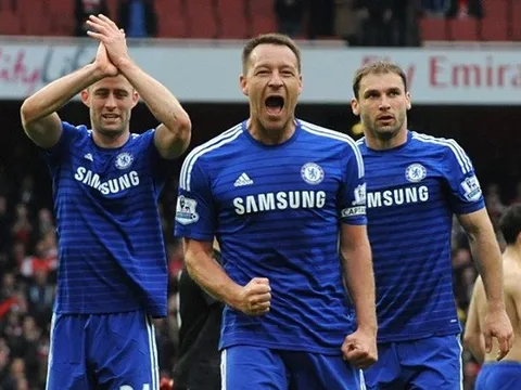 Hàng thủ Chelsea: Đập đi và xây lại từ đầu