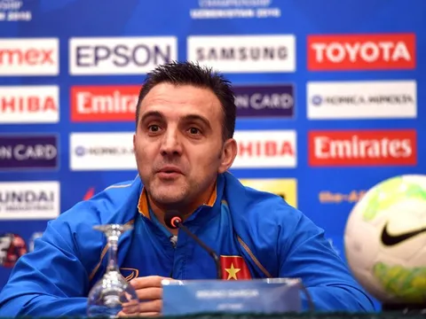 HLV Bruno: “Mong NHM hãy bật tivi cổ vũ cho ĐT futsal VN”