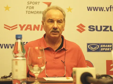 HLV Riedl chúc ĐTVN tái hiện kỳ tích AFF Cup 2008