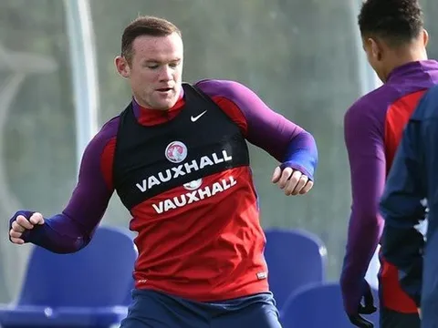 HLV Slovenia sợ Wayne Rooney ra mặt