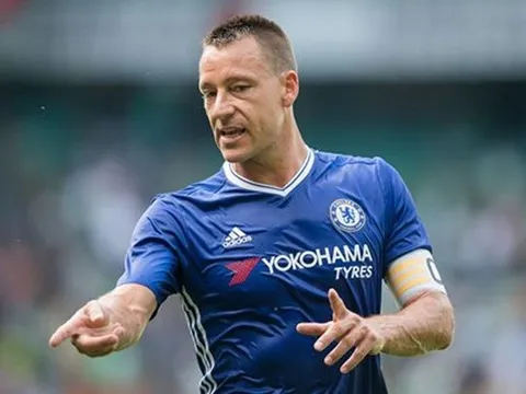 HLV tuyển Anh gây sốc với John Terry
