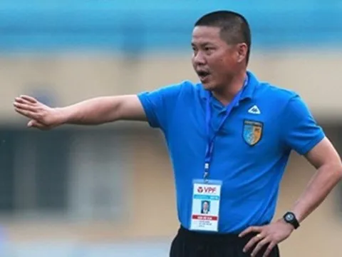 HLV Chu Đình Nghiêm: Trọng tài ngoại chuyên môn không hơn trọng tài nội