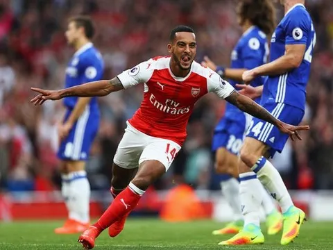 Hoan hỉ trước Chelsea, Arsenal bị Drogba ví như... lũ chuột