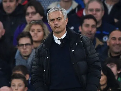 Học trò 'tạo phản', Mourinho đau đớn gấp bội