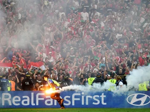 Đến lượt Hungary nhận án phạt từ UEFA do cổ động viên gây rối