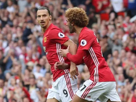 "Ibrahimovic sẽ sớm bị loại khỏi đội hình MU"
