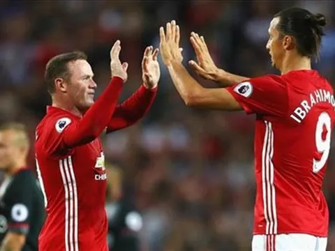Ibrahimovic: 'Rooney là người hoàn hảo, hãy tôn trọng anh ấy'