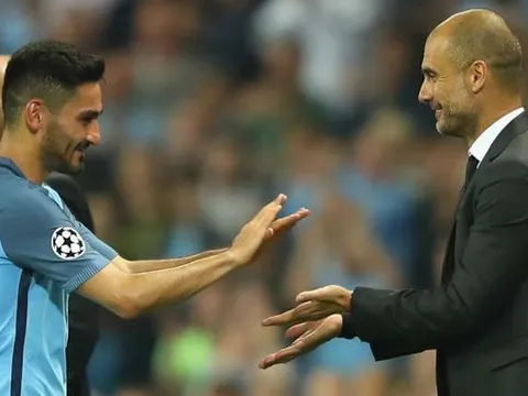 'Klopp giỏi nhưng Pep mới là thiên tài'
