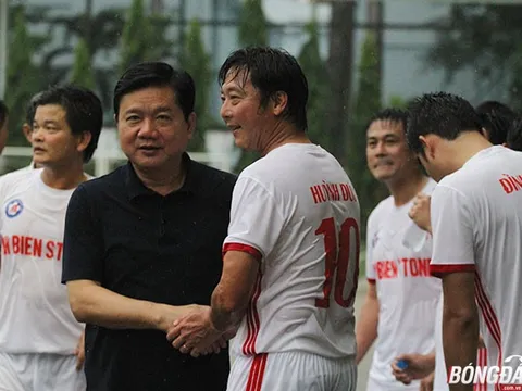 Bí thư Thành ủy TP HCM - Đinh La Thăng giao lưu cùng thế hệ vàng bóng đá  Việt Nam