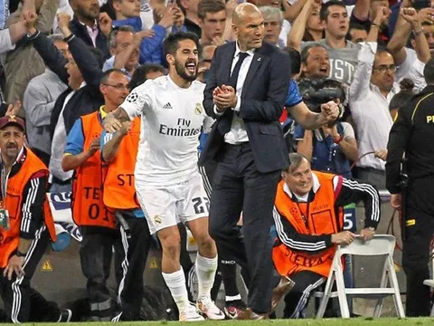 Zidane: "Isco sẽ không đi đâu cả"