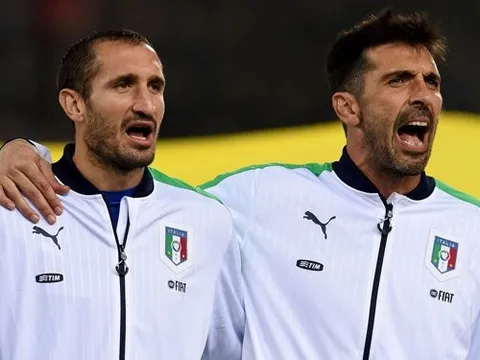 Italia: Bầu nhiệt huyết Buffon và "chất điên" Conte