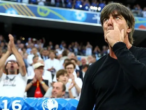 Joachim Loew "cay cú" sau thất bại trước người Pháp