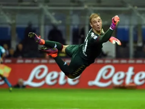Joe Hart tiếp tục 'né tránh' Man City