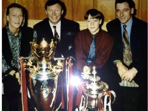 John Terry lấy cảm hứng từ huyền thoại Man United