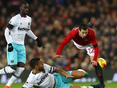 Jose Mourinho phấn khích với màn trình diễn của Mkhitaryan