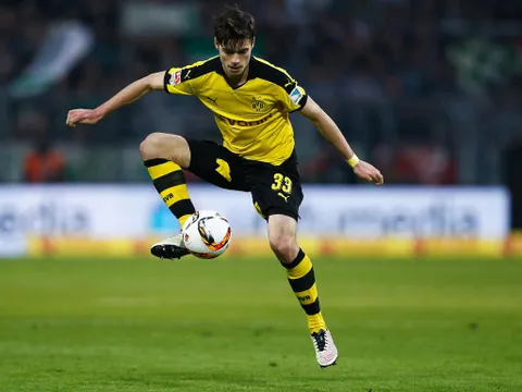 Julian Weigl - Sao trẻ sáng giá của Dortmund