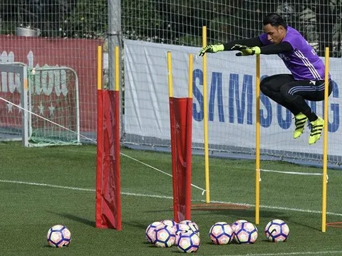 Keylor Navas hẹn ngày trở lại