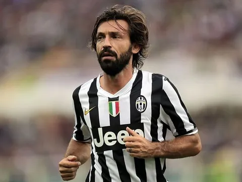 Khả năng chuyền bóng đỉnh cao của Andrea Pirlo