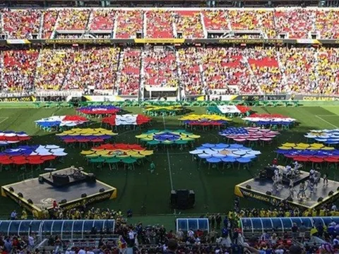 Lễ khai mạc chớp nhoáng và sôi động tại Copa America 2016