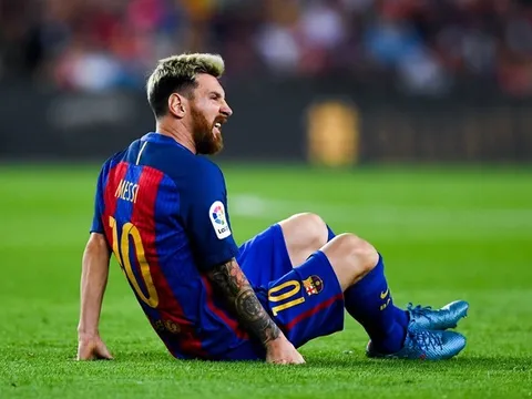 Khi đôi chân Messi bị xâu xé dữ dội