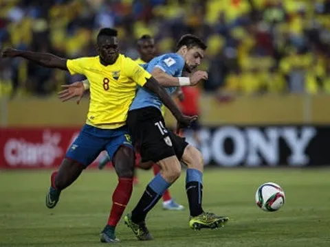 Không cần Suarez ghi bàn, Uruguay vẫn có trọn 3 điểm trên sân Centenario