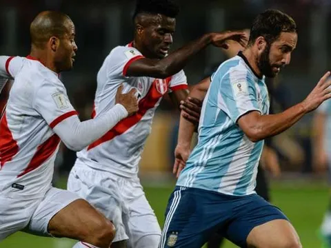 Không Messi, Argentina bị Peru cầm chân đầy kịch tính