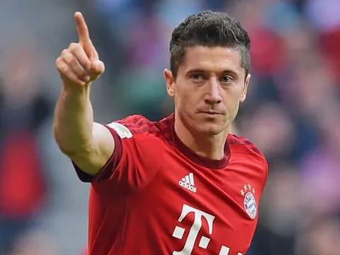 Kỹ năng ghi bàn hoàn hảo của Robert Lewandowski