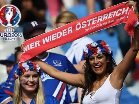 “Lác mắt” trước dàn CĐV nữ xinh đẹp của ĐT Iceland