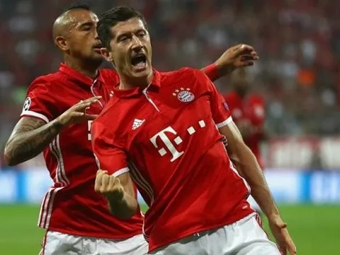 Lewandowski vẫn chần chừ gia hạn với Bayern Munich
