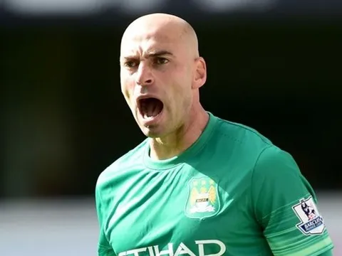 Lí do Pep thích chọn Caballero hơn Hart