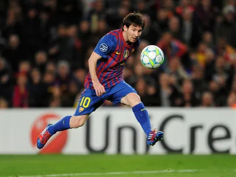 Lionel Messi hủy diệt đối thủ với 5 bàn thắng