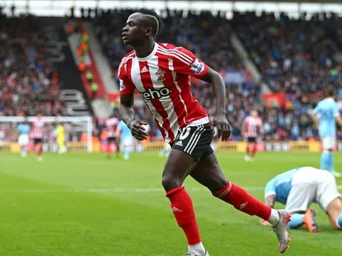 Liverpool chi tiền tấn rút ruột Southampton