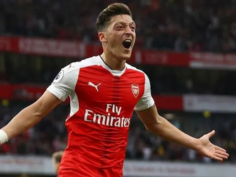 Lộ bí quyết giúp Mesut Oezil nổ súng liên hồi