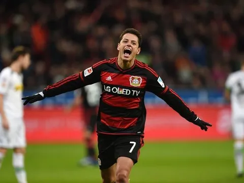 Lộ lý do Chicharito gặp khó ở Man Utd