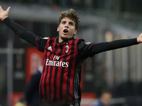 Locatelli ghi bàn duy nhất giúp Milan quật ngã Juventus ngay tại San Siro