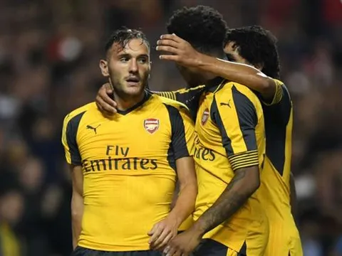 Lucas Perez mong được Arsene Wenger trao cơ hội